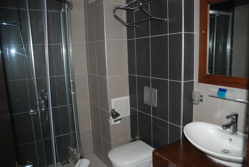 City Wall Hotel Istanbul Bagian luar foto